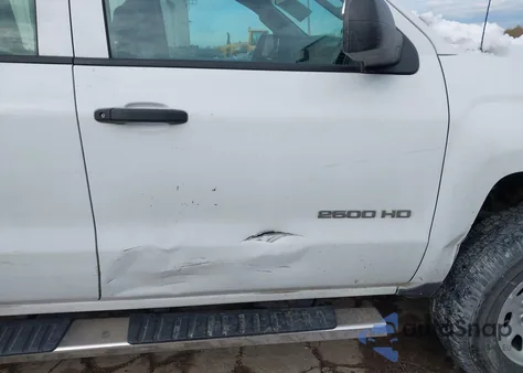 2018 Chevrolet Silverado 2500Hd Wt from USA, damaged, VIN 1GC1KUEG3JF271452
